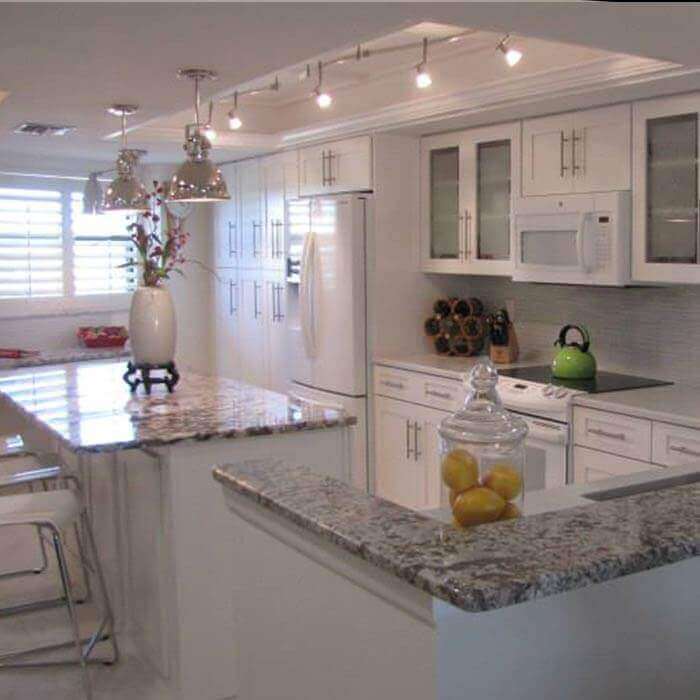 Ice White Shaker Half | CabinetSelect.com