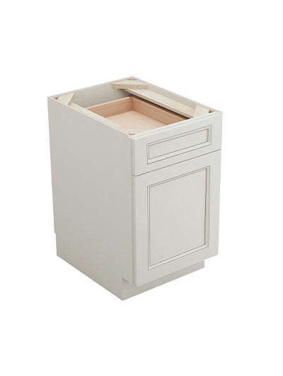 Townplace Crema B18 Base Cabinet Closed