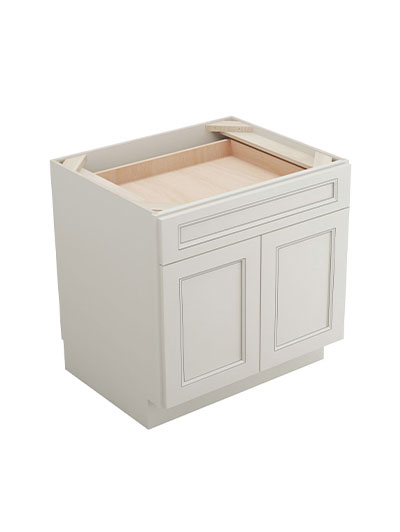 Townplace Crema B30b Base Cabinet Closed