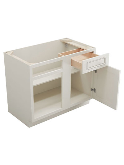 TQ-BBLC42/45-39″W: Townplace Crema 42″ 1 Drawer 1 Door Blind Corner Base Cabinet